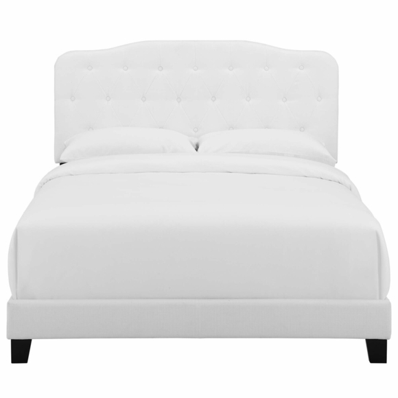 Amelia Queen Upholstered Fabric Bed in White