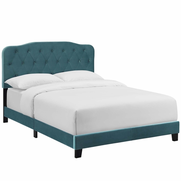 Amelia Queen Upholstered Velvet Bed in Sea Blue