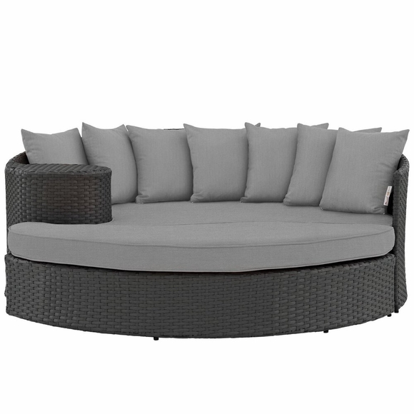 Sojourn Outdoor Patio Sunbrella&reg; Daybed