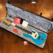Fender American Professional II Jazz Bass RW Miami Blue