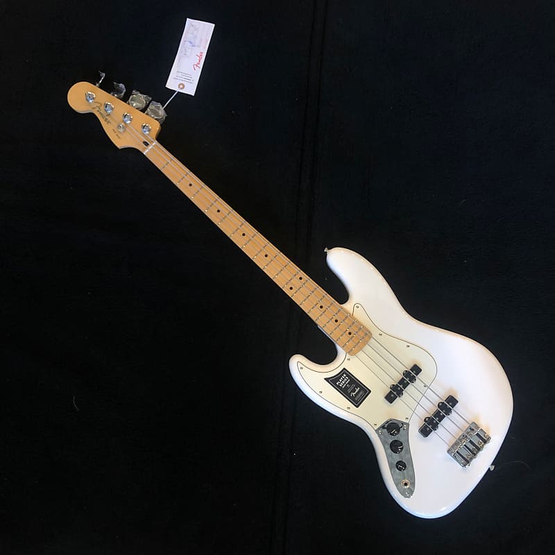 fender-player-jazz-bass-left-