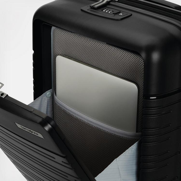 Samsonite Elevation Plus 22 x 14 x 9 CarryOn Spinner Hardside Luggage