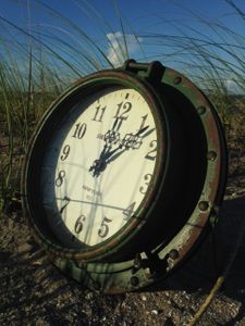 Rustic Porthole Clock
