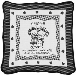 Friends Huggin Pillow in Spanish