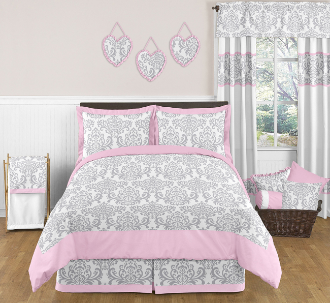 Elizabeth Pink and Gray Full/Queen Bedding Collection