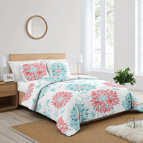 Emma Full/Queen Bedding Collection - alt image 1