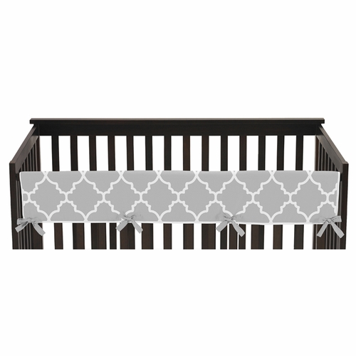 Trellis Gray and White Collection Long Rail Guard Cover