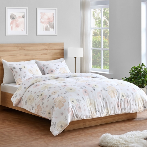 Watercolor Floral Yellow And Pink Collection Full/Queen Bedding - alt image 1