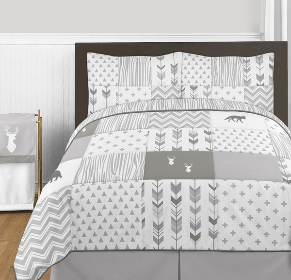 Woodsy Grey and White Full/Queen Bedding Collection