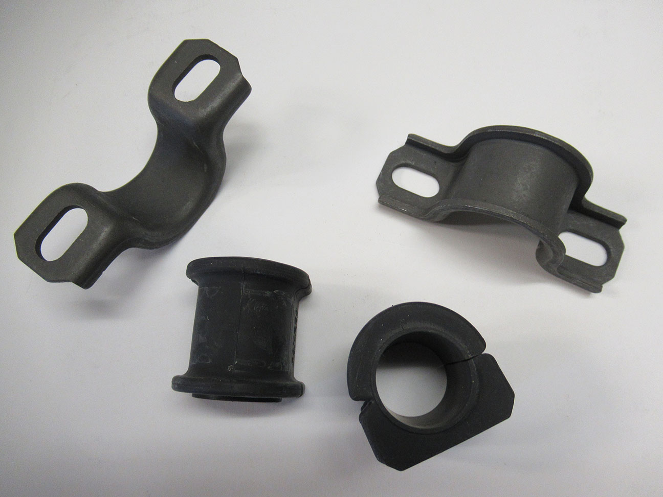 196570 Mustang Shelby Front Sway Bar Brackets & Bushings