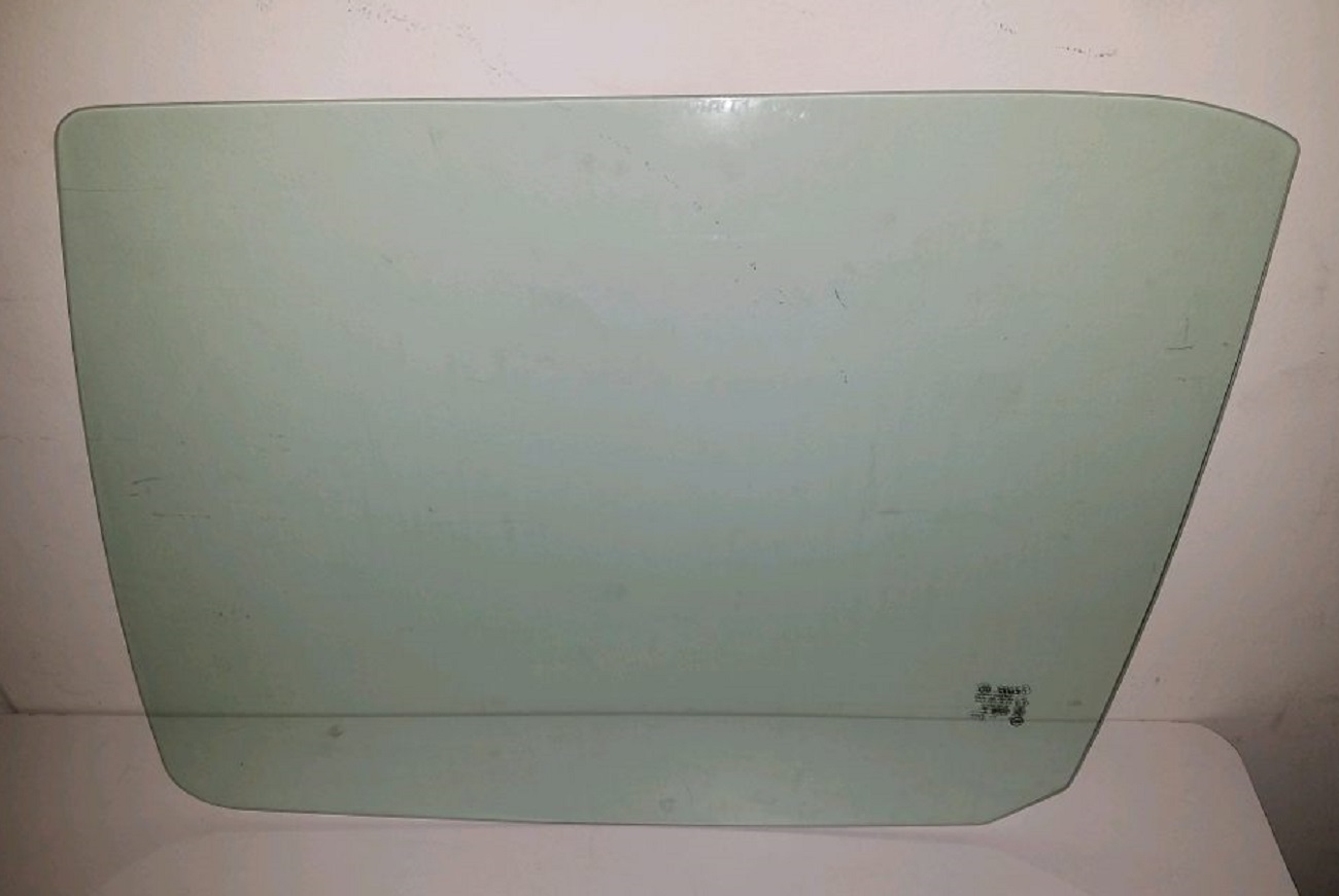 NAGD Rear Left Driver Side Window Glass For 1996-2007 Ford Taurus 4-Door Sedan – Tempered