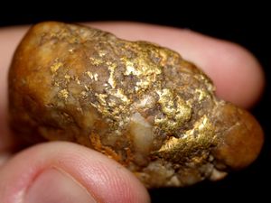 33.17 Gram Idaho Gold Quartz Specimen (SOLD)