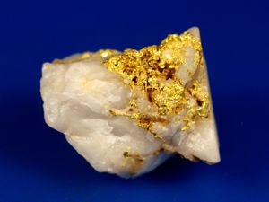 5.48 Gram California Gold in Quartz (SOLD)