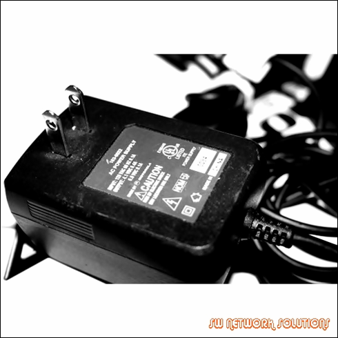 MOTOROLA 6VDC AC POWER SUPPLY P/N 163-0022