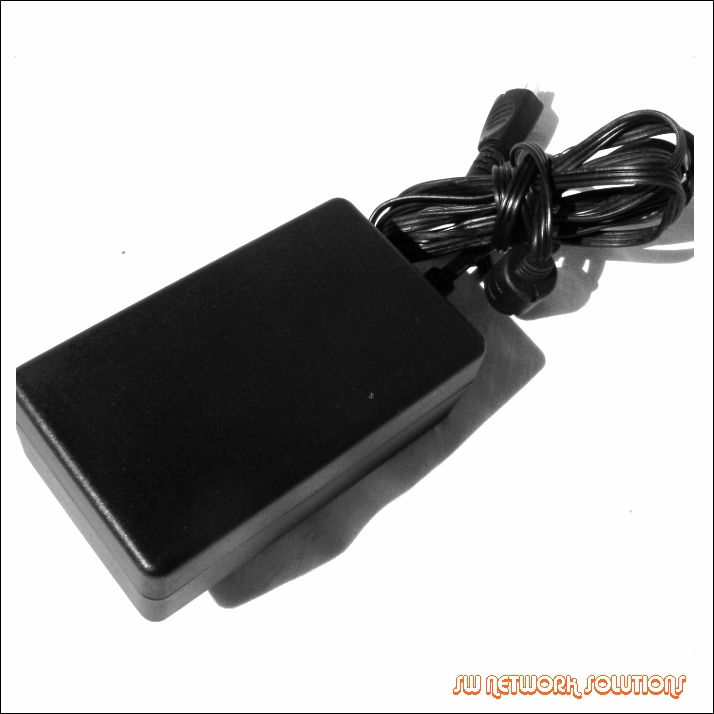 TOSHIBA 12VDC AC ADAPTER P/N AT7020A