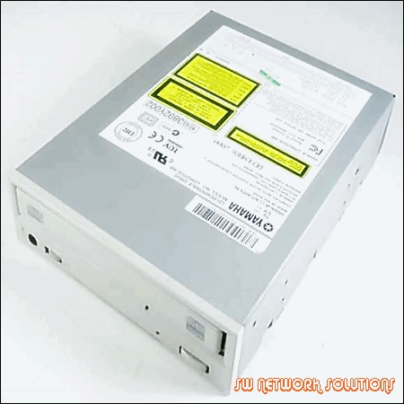 YAMAHA 16X10X40 IDE CD-REWRITER p/n CRW2100E