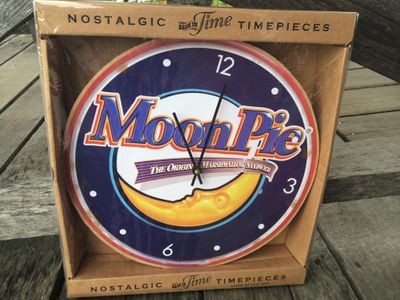Nostalgic Moon Pie Battery Operated Quartz Clock