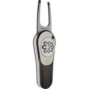 Pitchfix Woodie with Ball Marker