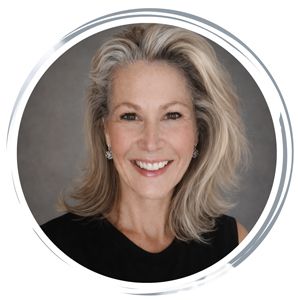 About Tracy & String of Jewels