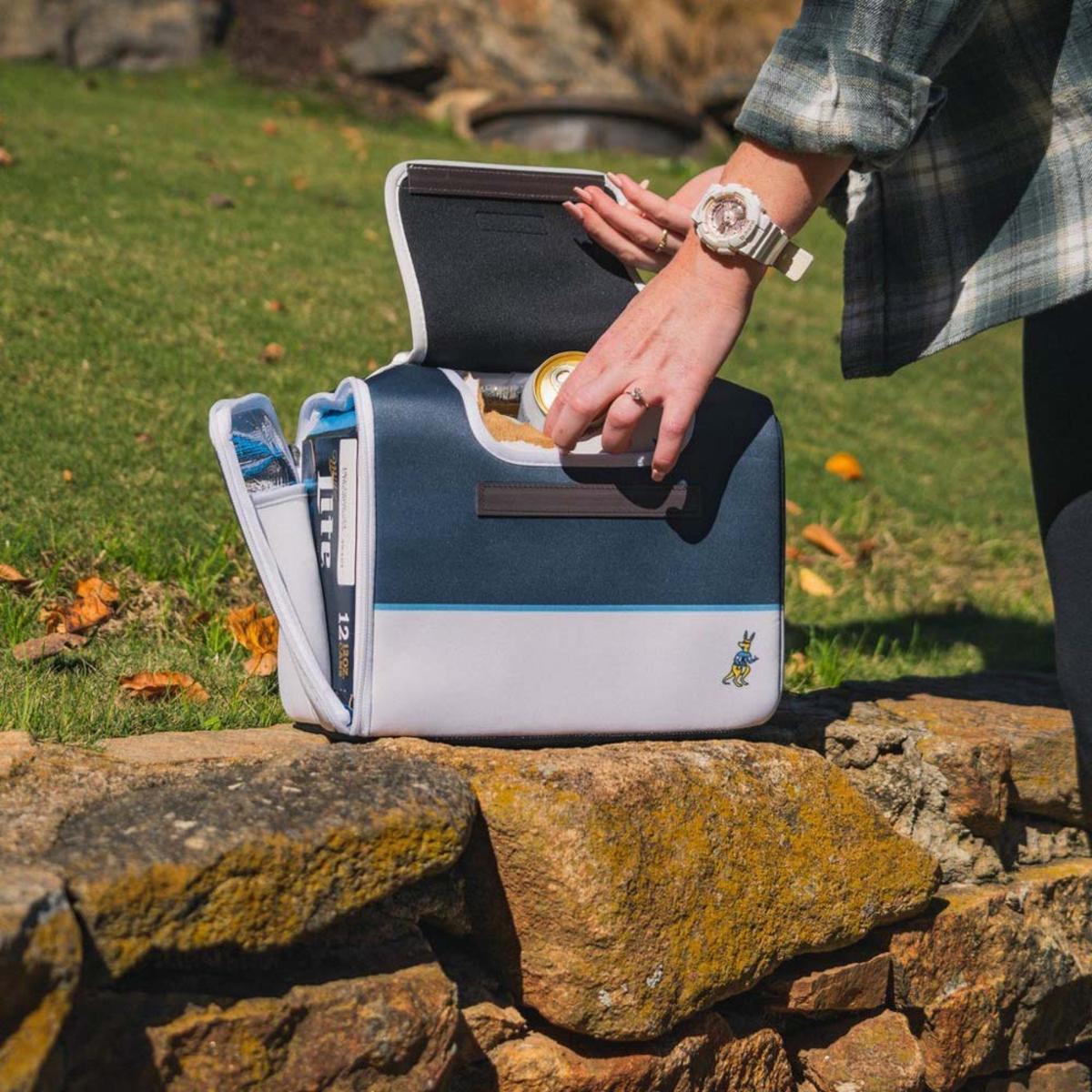 Kanga Coolers Malibu Kase Mate Standard 12 Pack Cooler White/Navy