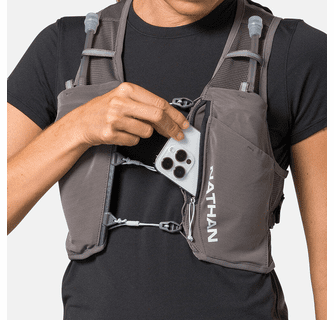 Nathan Women's Pinnacle Breeze 4 Liter Hydration Race Vest
