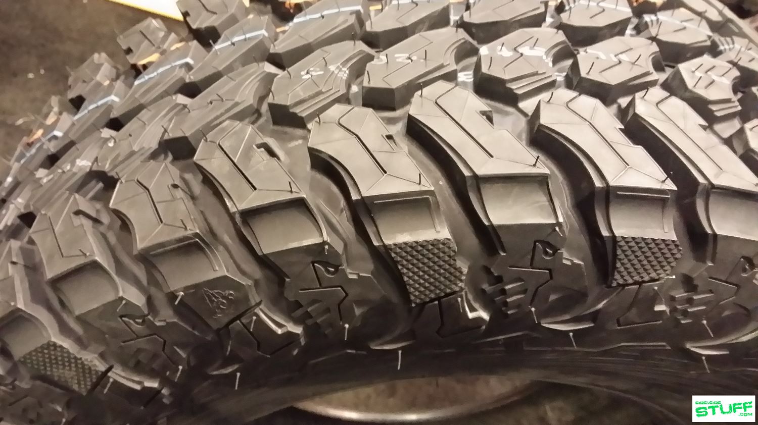 30-10-14-maxxis-liberty-8-ply-radial-side-by-side-stuff