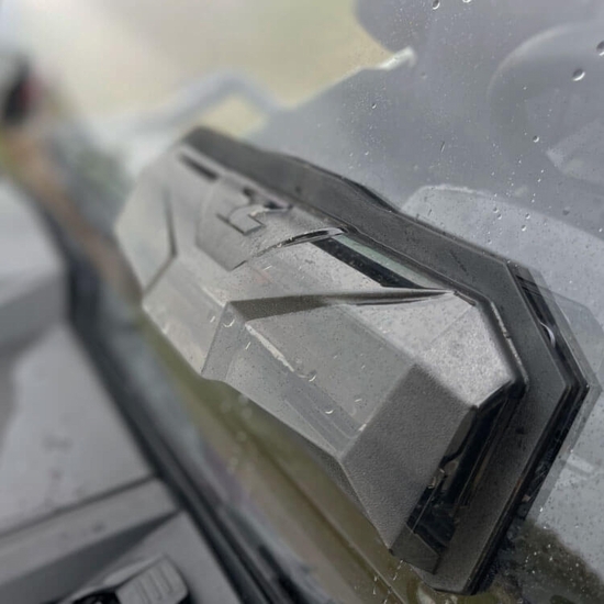 Seizmik&reg; Toolless Versa-Vent Hard Coated Front Windshield - Yamaha Wolverine RMAX 1000 - alt image 7