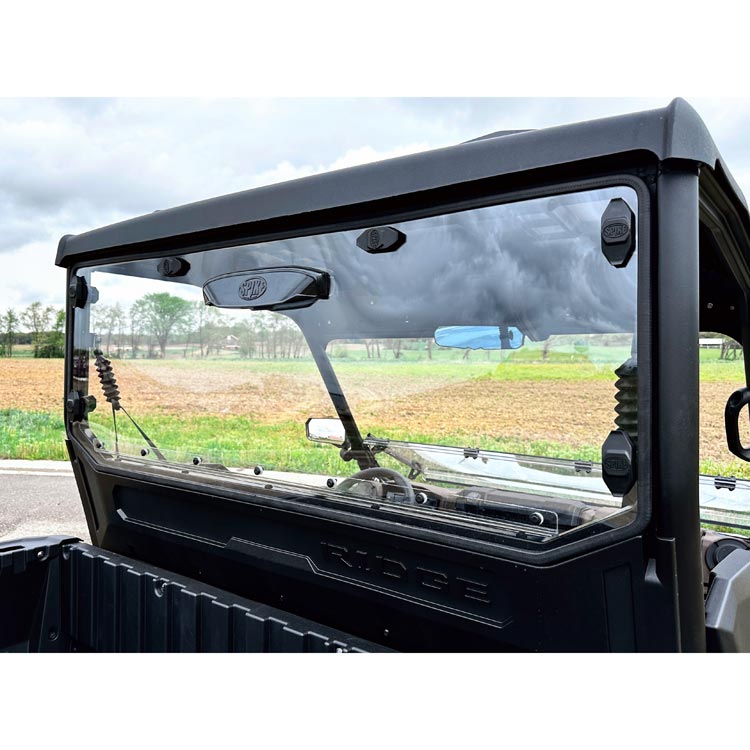 spike-vented-rear-windshield-