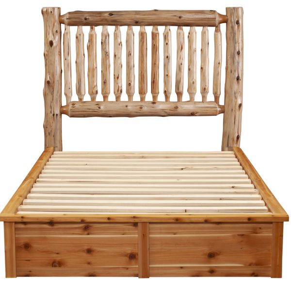 Cedar Small Spindle Platform Style Bed