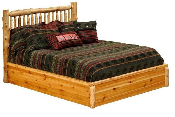 Cedar Small Spindle Platform Style Bed