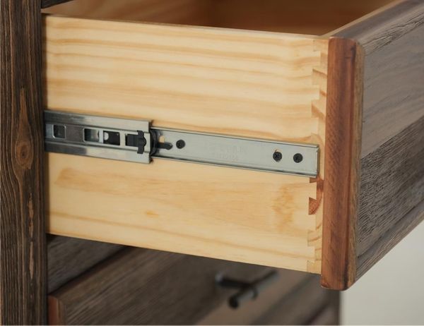 Desire 5 Drawer, Chest