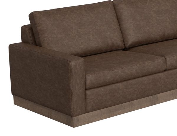 Georgia Corner Square Wedge