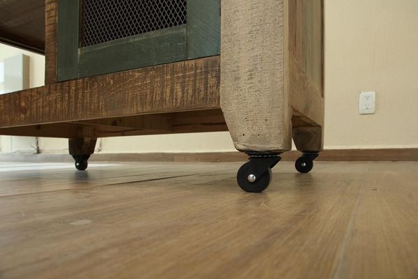 Antique 1 Drawer, 1 Mesh Door Kitchen Island