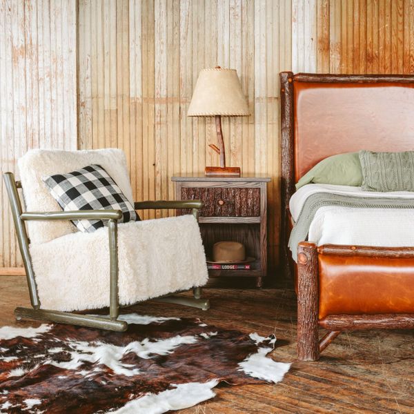 Old Hickory Sawing Logs Bed