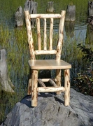 Pine Furniture adds Warmth and Character to the Dining Room