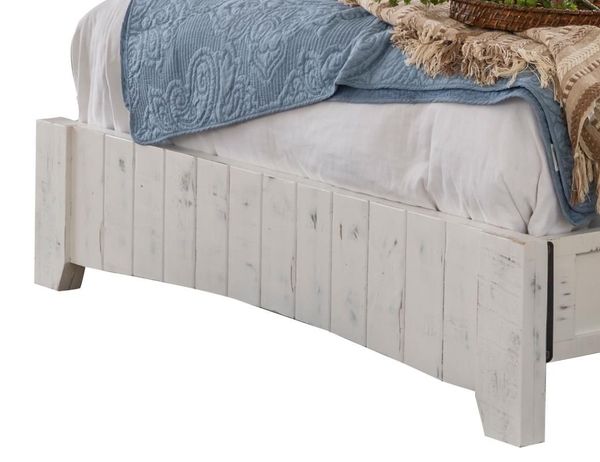 Pueblo White Bed