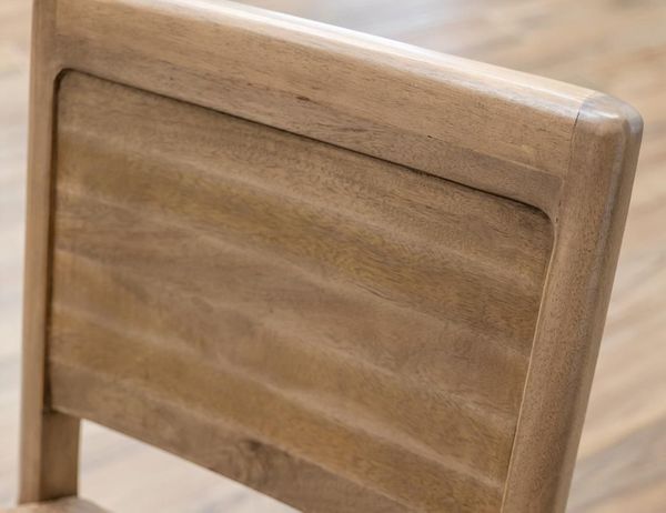 Mezquite Wooden Chair