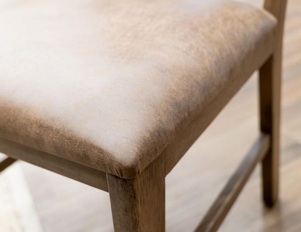 Mezquite Wooden Chair