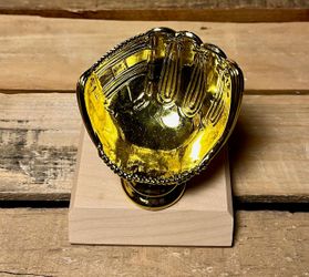 Gold Glove Baseball Holder