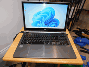 Acer Aspire V7-581P 15.6"Touchscreen CORE i5 256GB SSD 12GB