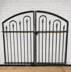 Decorative 4ft x 6ft Des Moines Center Divide Wrought Iron Double Gate