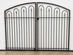 Large Des Moines Center Divide Driveway Entrance Gate 5't x 8'w