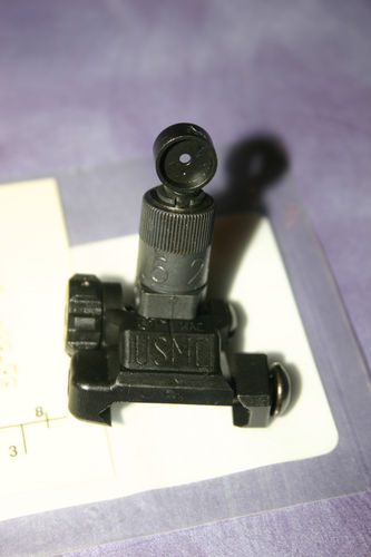 米軍　Knight's Armament BUIS マイクロ　リアナイトナイツ Amazon.co.jp: KNIGHT'S ARMAMENT 正式ライセンス 【 ミリタリー