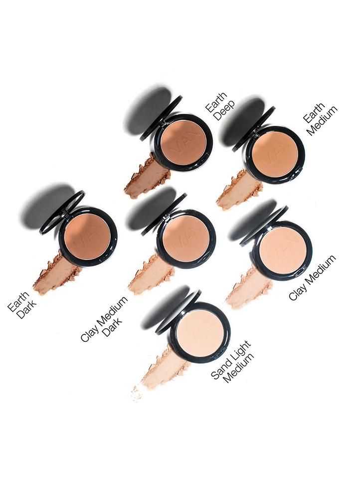 IMAN COSMETICS Luxury Pressed Powder - Sand Light Medium