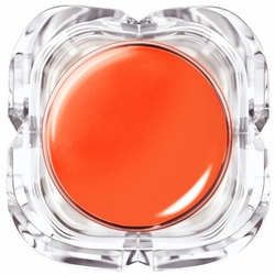 L'OREAL PARIS Colour Riche Plump and Shine Lipstick, Nectarine Plump 101