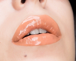 Moira Cosmetics Gloss Affair Lip Gloss, Honey Love 006