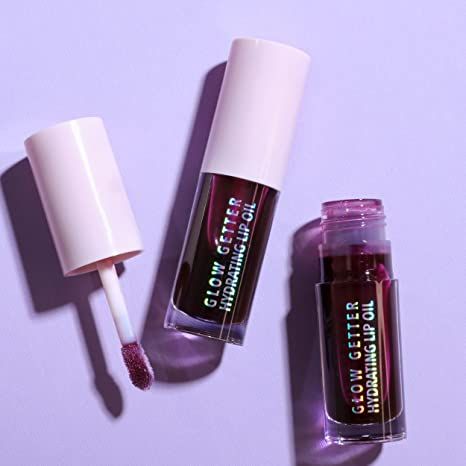 Moira Cosmetics Glow Getter Hydrating Lip Oil - Berry Berry 005