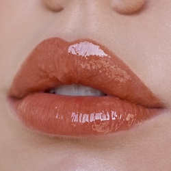 Moira Cosmetics Glow Getter Hydrating Lip Oil - Let's Cuddle 002