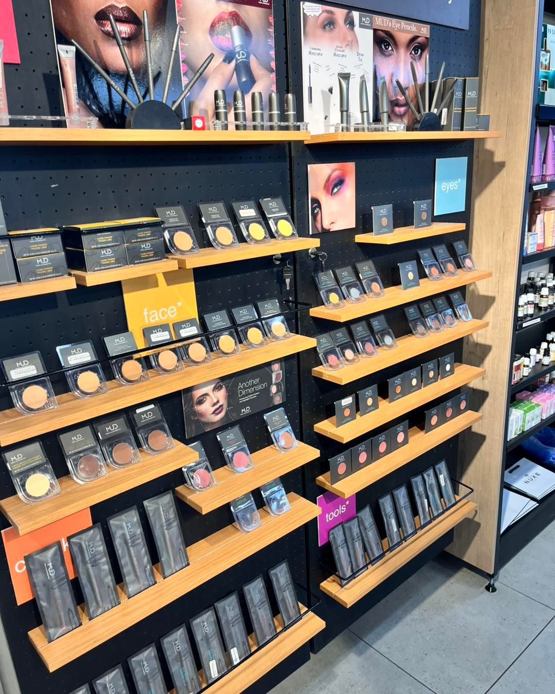 Mud Dual Finish Pressed Mineral Powder (DFL 1)