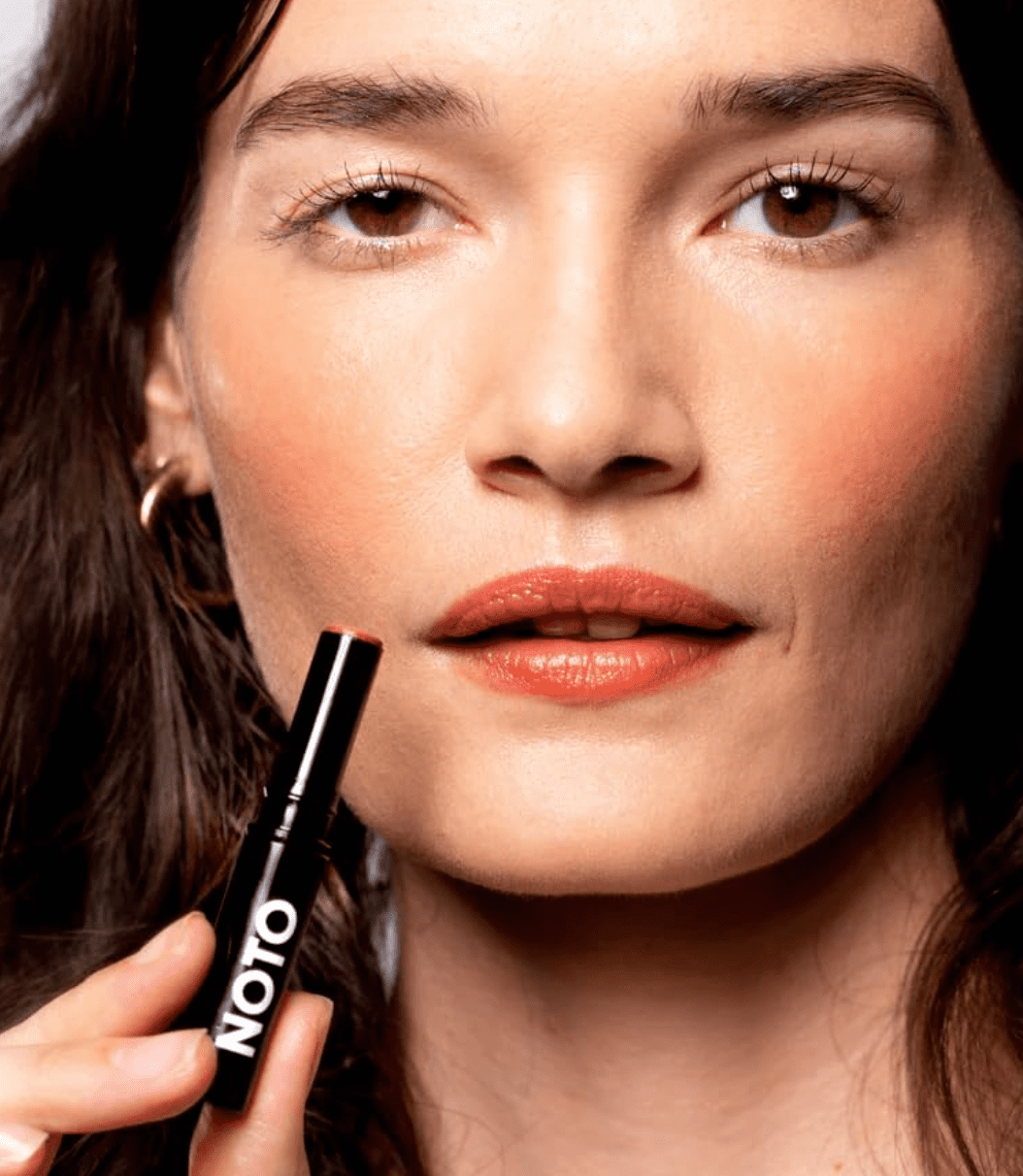 NOTO Botanics - Ono Ono - Multi-Bene Stick // (Lips + Cheeks)